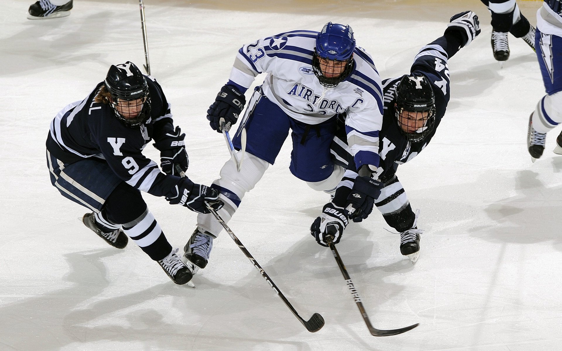 田径世锦赛震撼时刻，新星打破尘封15年世界纪录，缔造历史新篇章